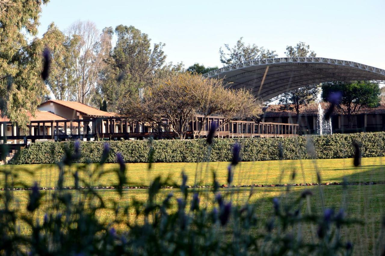 Hacienda Los Picachos Alcocer Exterior foto